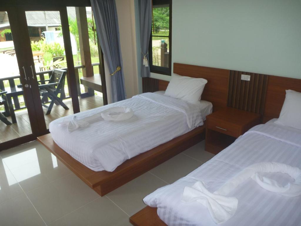 Phatcharee Resort Ban Tai Quarto foto