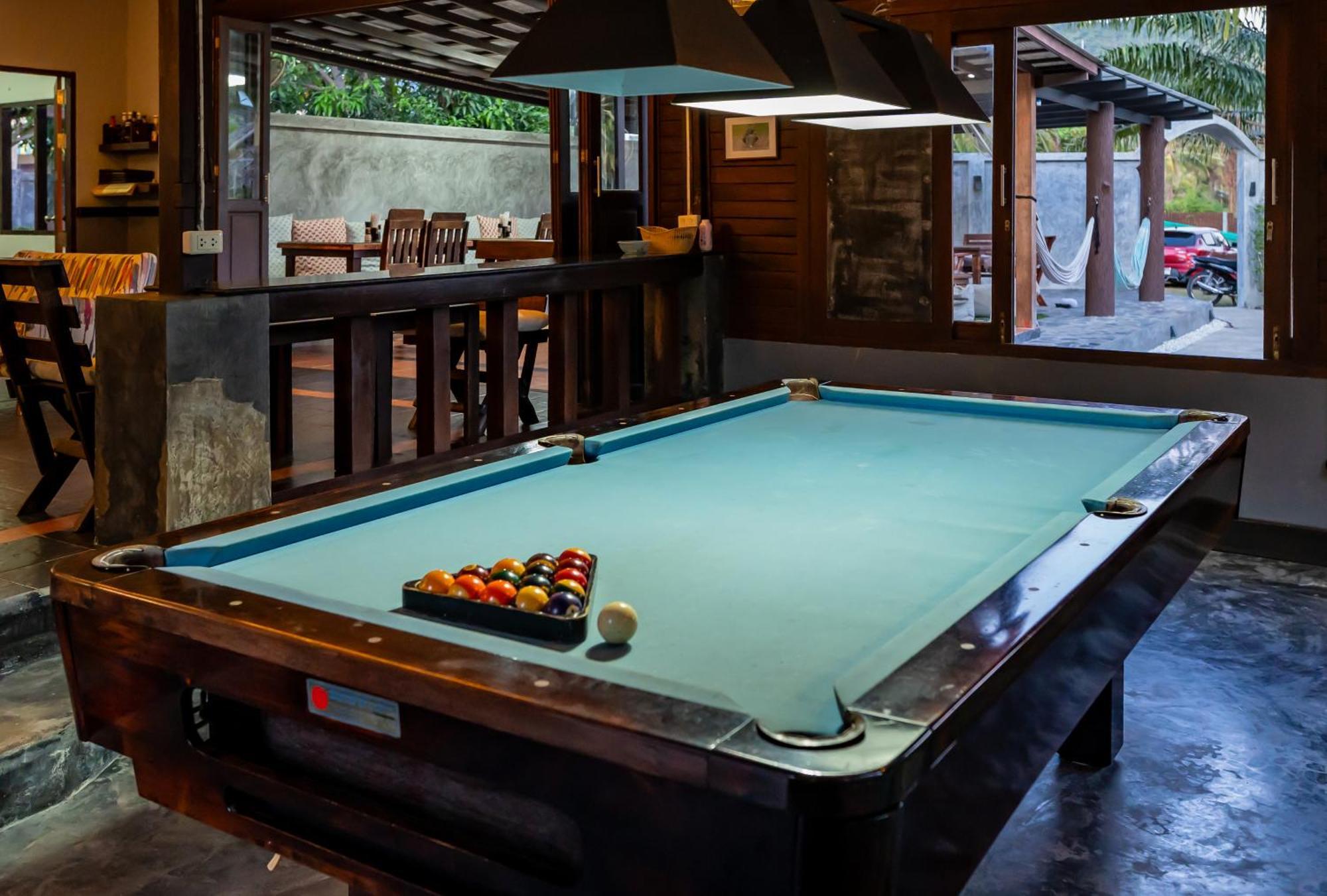 Phatcharee Resort Ban Tai Exterior foto