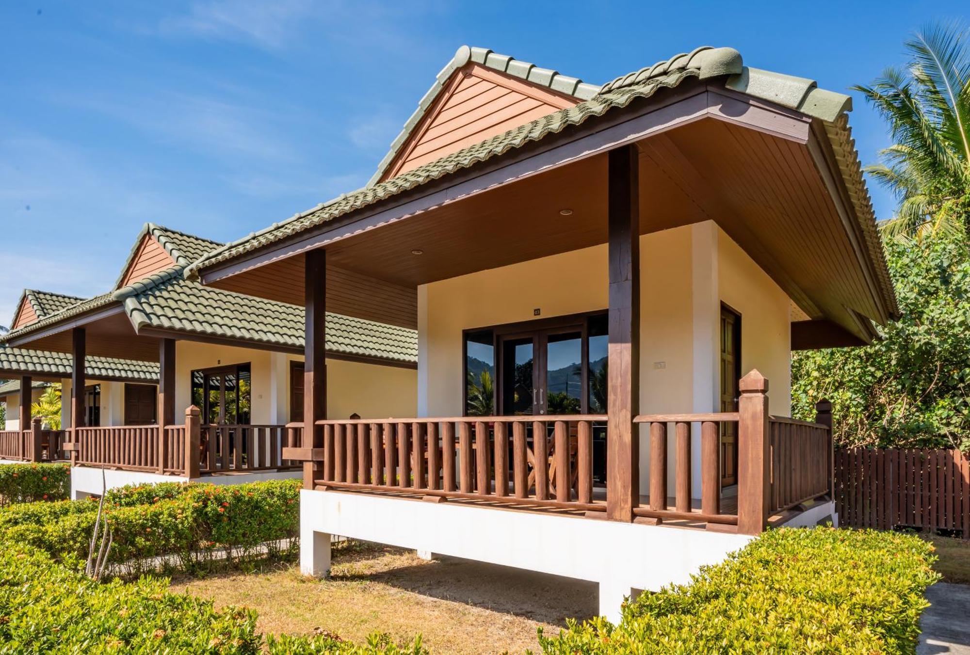 Phatcharee Resort Ban Tai Exterior foto